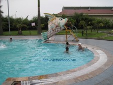 Bể bơi gia đình ngoài trời
